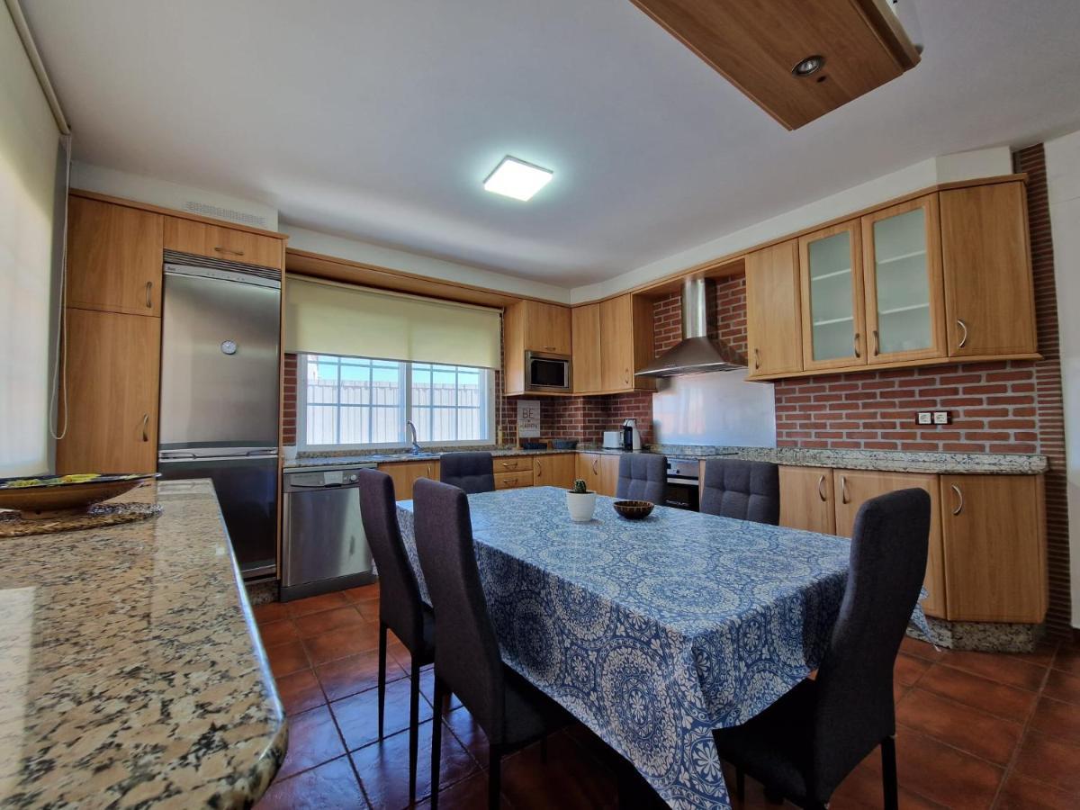 Amplio Y Centrico Piso En O Grove Apartment Ngoại thất bức ảnh